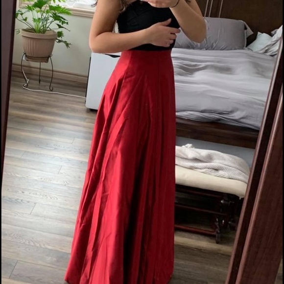 Red Satin Skirt - Picture 4 of 6